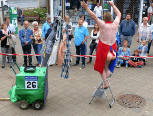 2017 – Er hatte nur die Schürze an