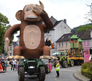 2024 | Die Fördermittel bleiben aus, wir bauen jetzt ein Affenhaus